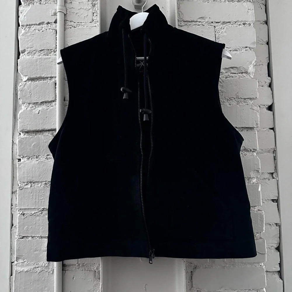 Vintage Wilson’s Leather Maxima Black Suede Vest - Picture 6 of 6